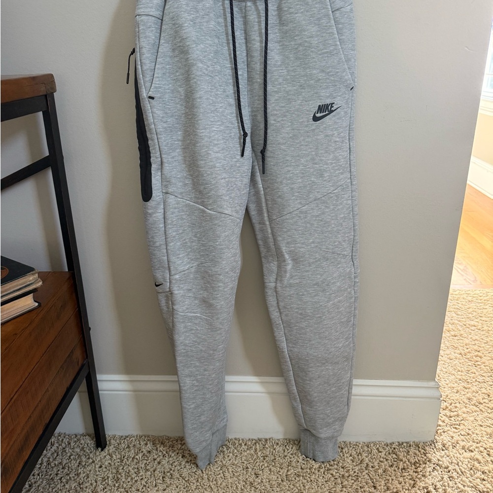 Nike Tech Men’s Joggers. Size XS.